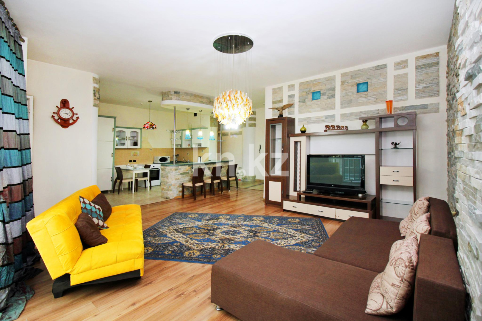 Аренда 2-комнатной квартиры посуточно, 80 м², Достык, дом  162 - ул. Жолдасбекова в Алматы