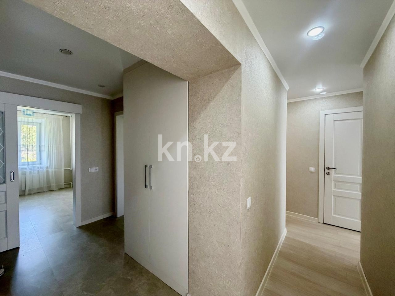 Продажа 4-комнатной квартиры, 75.4 м² в Караганде - фото 17