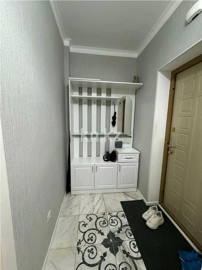 Продажа 1-комнатной квартиры, 37 м², пр. Аль-Фараби, дом  30 в Астане - фото 4