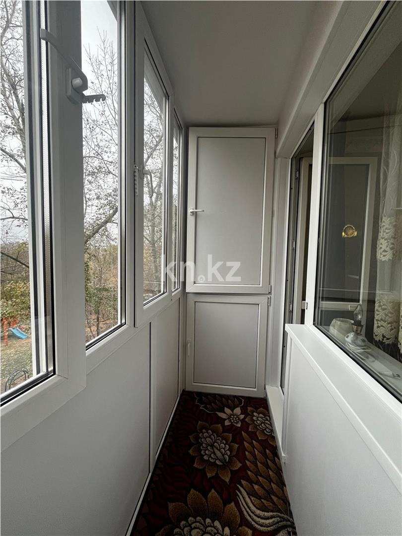 Продажа 3-комнатной квартиры, 62 м², мкр-н Восток-1 в Караганде - фото 11