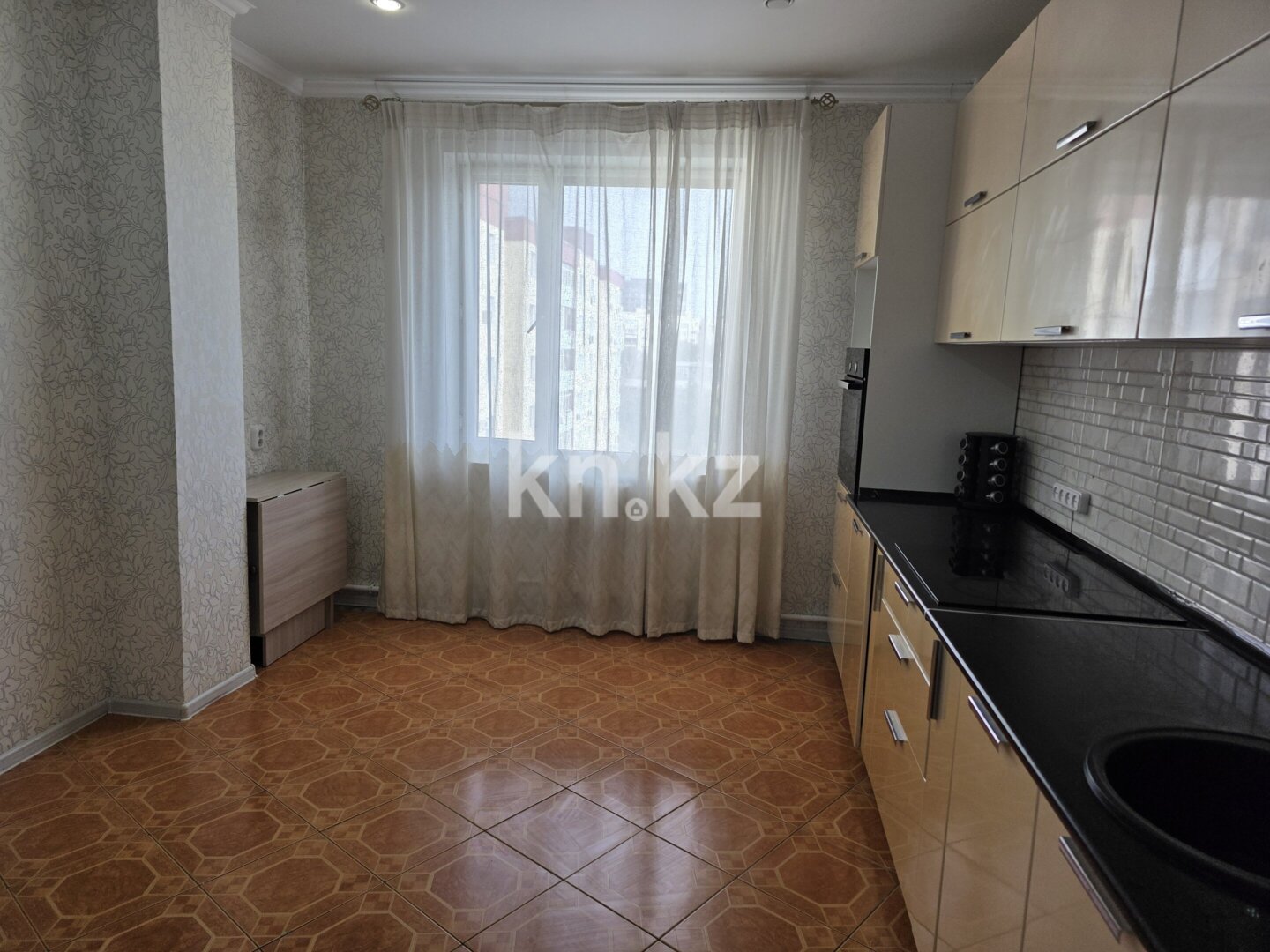 Продажа 3-комнатной квартиры, 93.7 м² в Караганде - фото 12