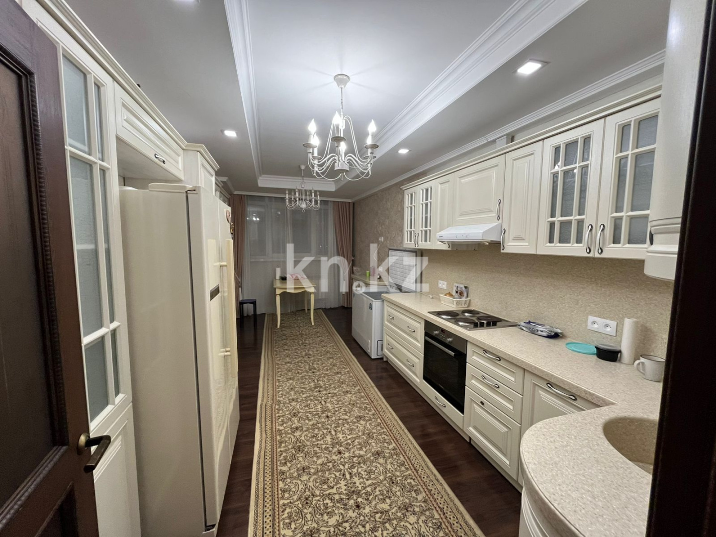 Продажа 4-комнатной квартиры, 122 м², пр. Республики в Караганде - фото 4