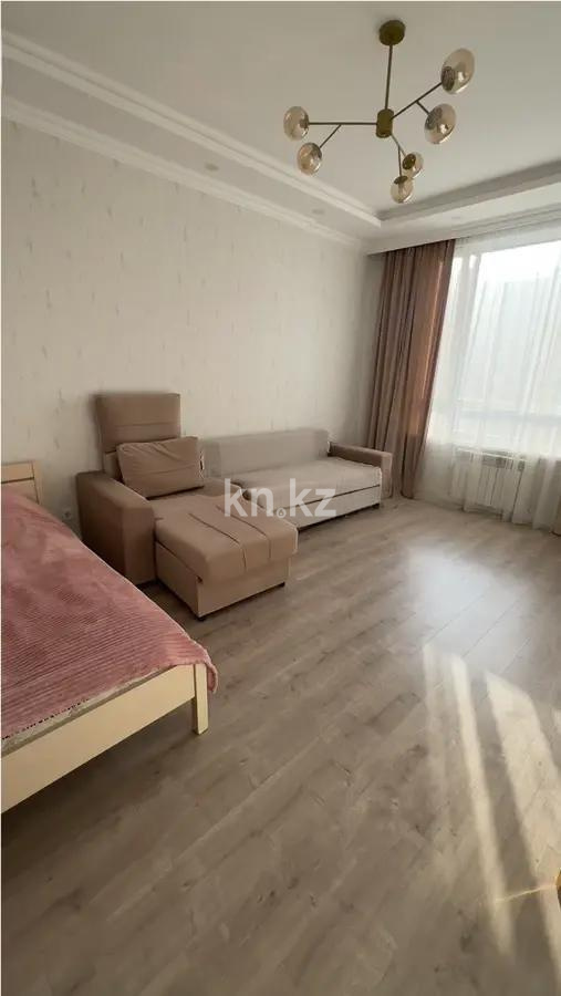 Продажа 1-комнатной квартиры, 42 м² в Астане