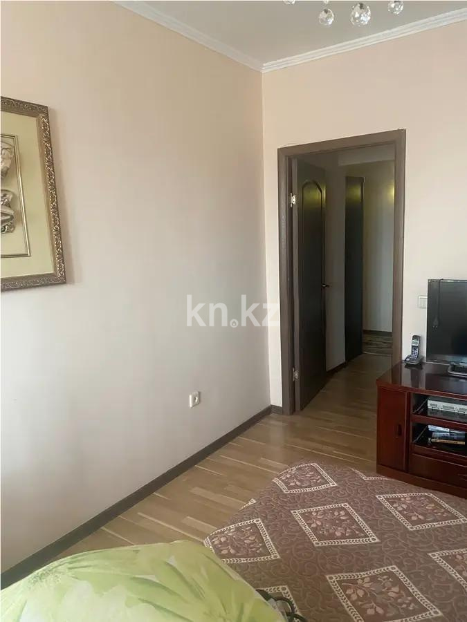 Продажа 2-комнатной квартиры, 65 м², мкр-н Кокжиек, дом  10 в Алматы