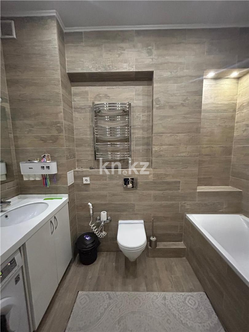 Продажа 4-комнатной квартиры, 128 м², пр. Мангилик Ел в Астане - фото 11