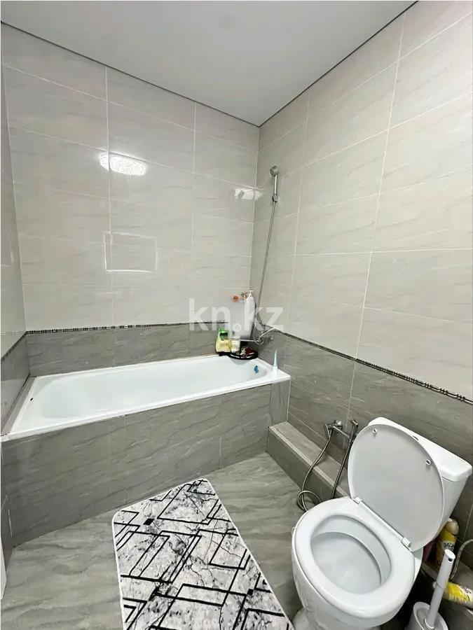 Продажа 2-комнатной квартиры, 65 м² в Алматы - фото 4