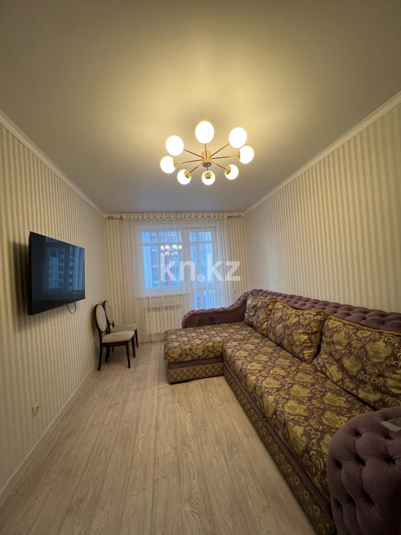 Аренда 1-комнатной квартиры, 40 м² в Астане