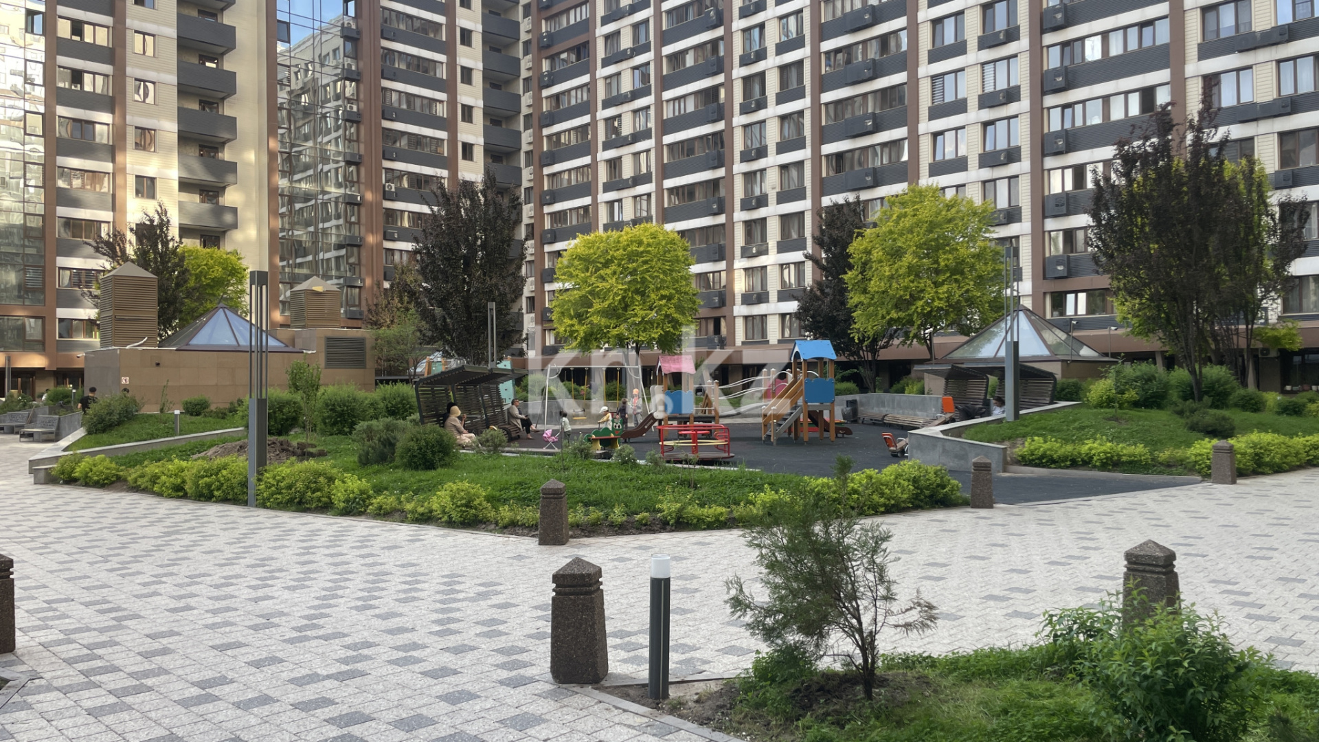 Аренда 1-комнатной квартиры посуточно, 47 м² в Алматы - фото 8