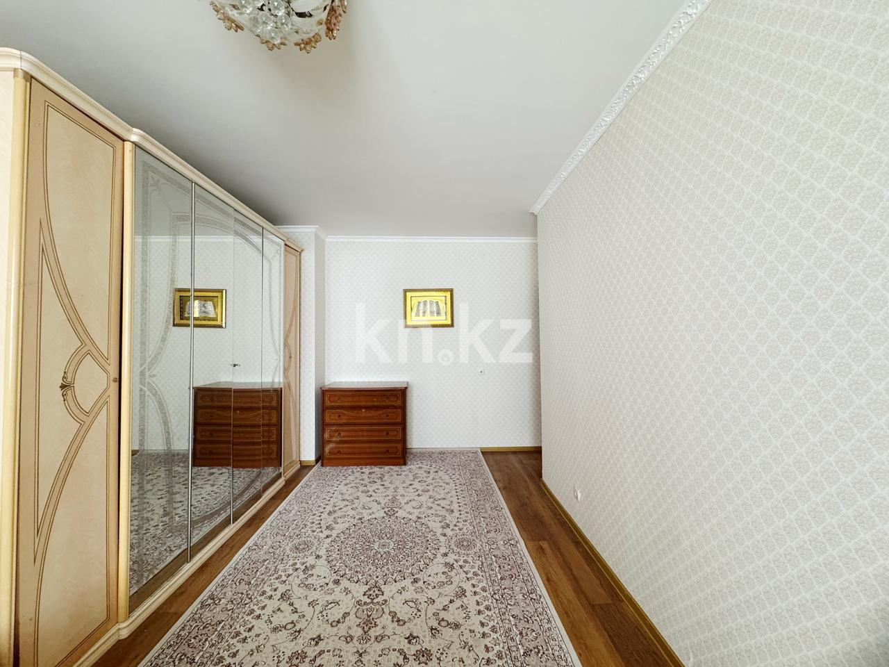 Продажа 3-комнатной квартиры, 98 м², ул. Сауран в Астане - фото 4
