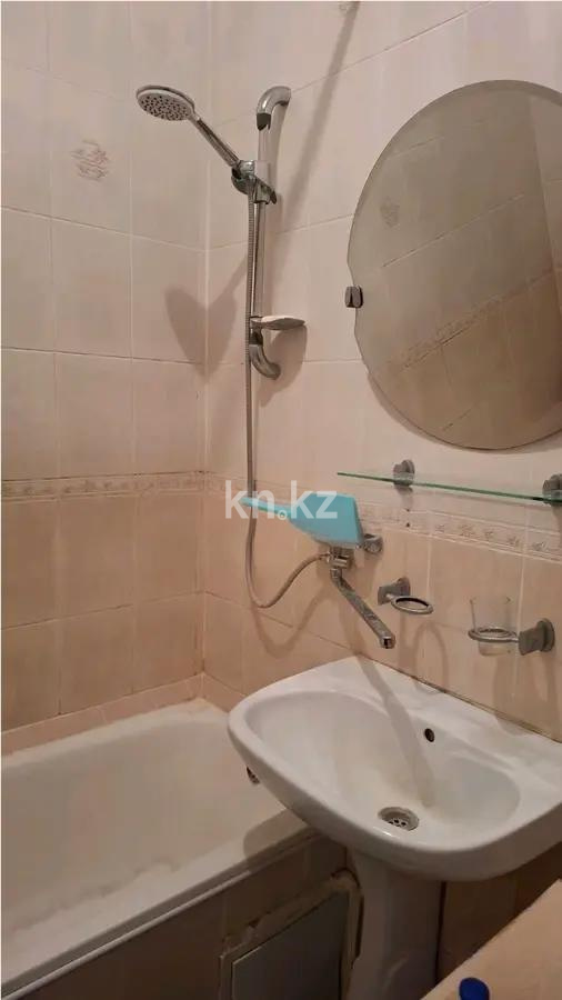 Продажа 1-комнатной квартиры, 41 м², ул. Жарокова, дом  217б в Алматы - фото 3