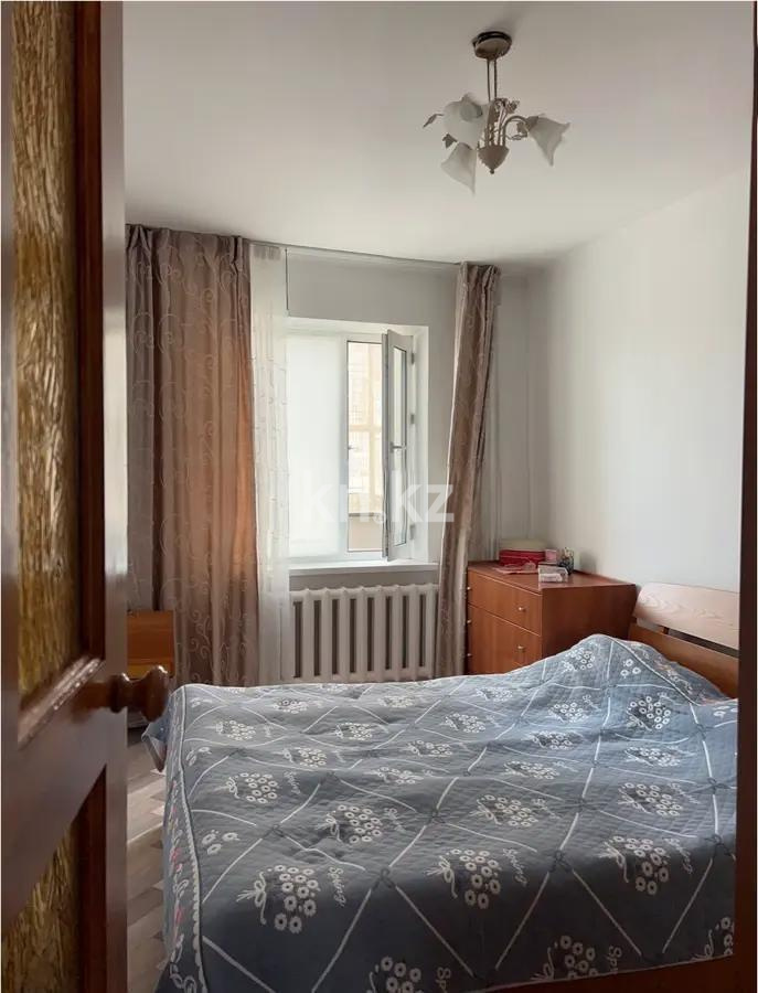 Продажа 3-комнатной квартиры, 64 м², мкр-н Голубые Пруды, дом  18 в Караганде - фото 3