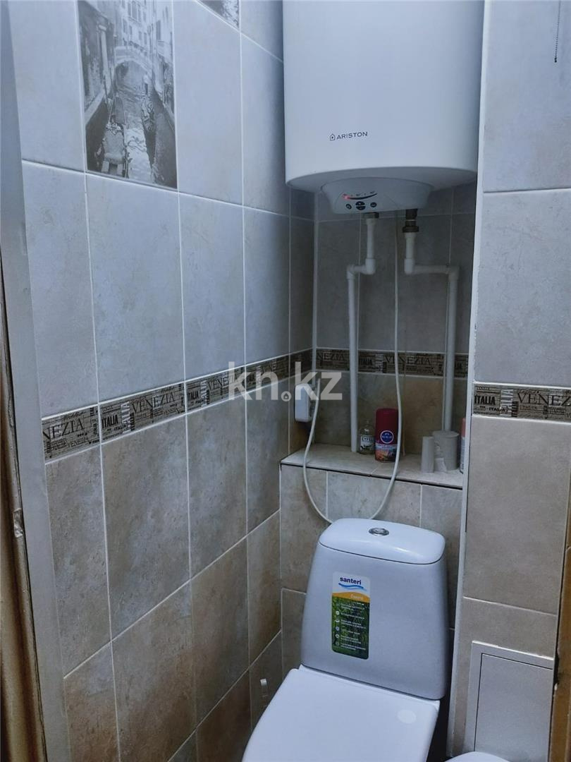 Продажа 3-комнатной квартиры, 64 м², мкр-н Восток-3 в Караганде - фото 21