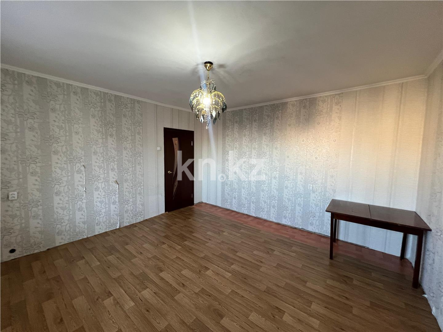 Продажа 3-комнатной квартиры, 63 м², мкр-н Голубые Пруды, дом  10 в Караганде - фото 2