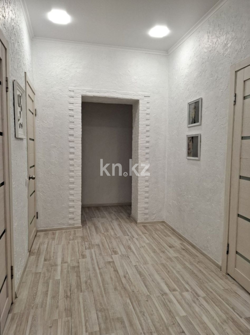 Продажа 3-комнатной квартиры, 85.3 м² в Усть-Каменогорске - фото 14