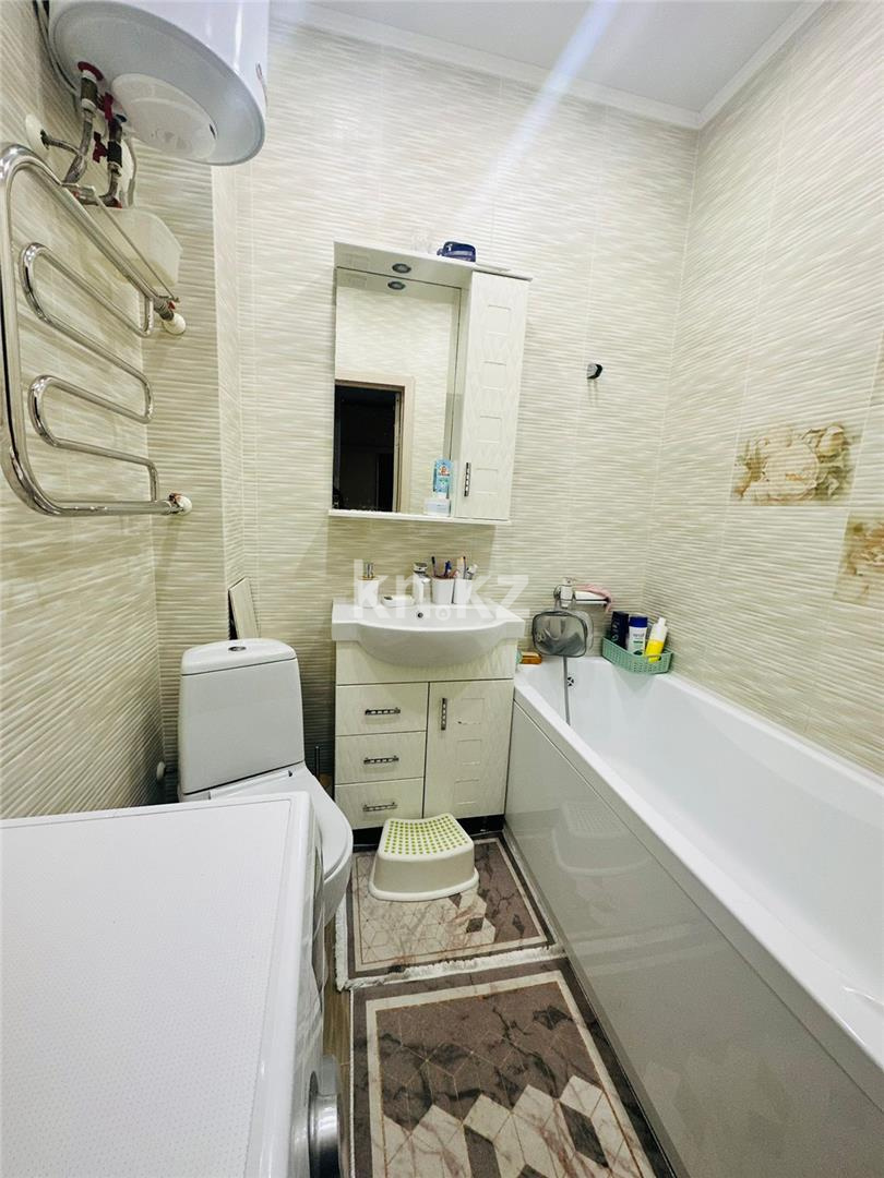 Продажа 2-комнатной квартиры, 58 м², ул. 3-я в Караганде - фото 4