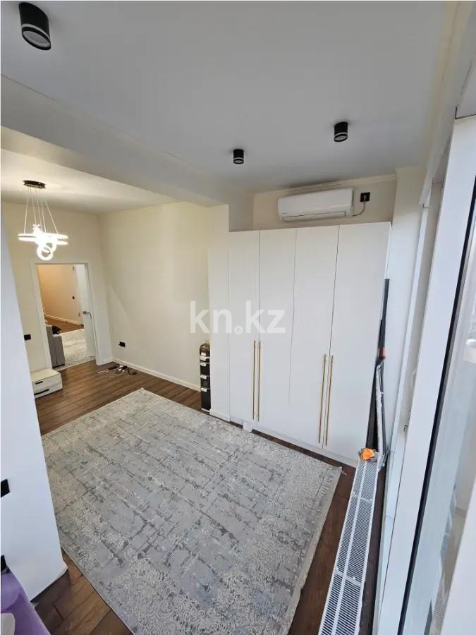 Продажа 3-комнатной квартиры, 80 м², пр. Абая, дом  38 в Алматы - фото 3