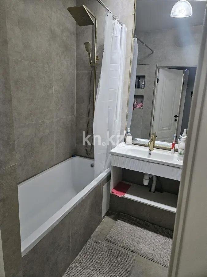 Продажа 2-комнатной квартиры, 55 м² в Алматы