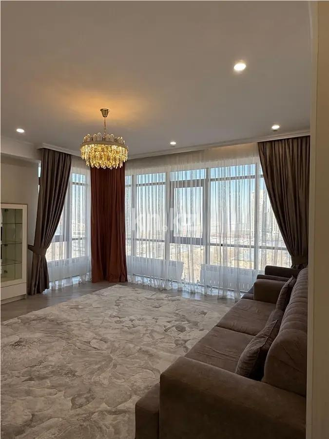 Продажа 2-комнатной квартиры, 93 м² в Алматы