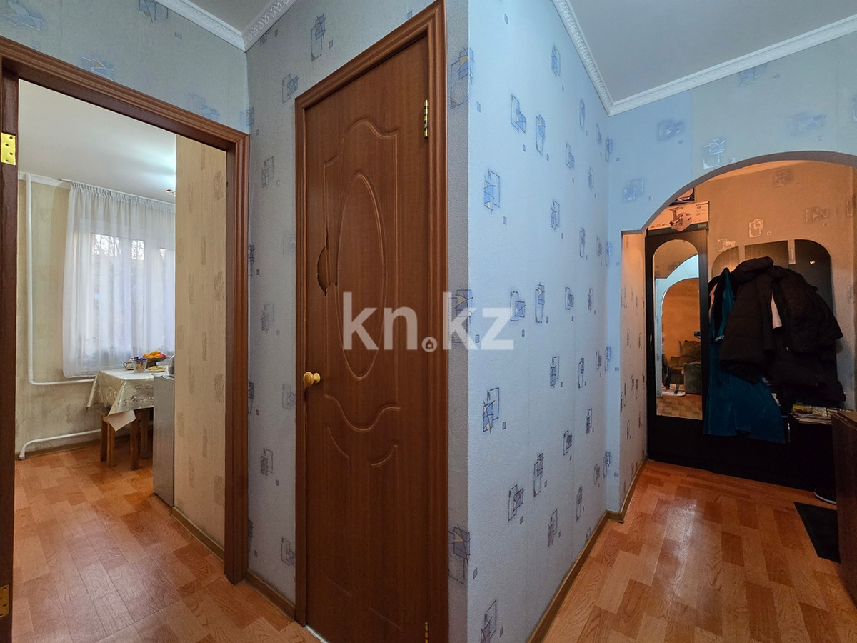 Продажа 2-комнатной квартиры, 43 м², мкр-н Аксай-2, дом  3 в Алматы - фото 13