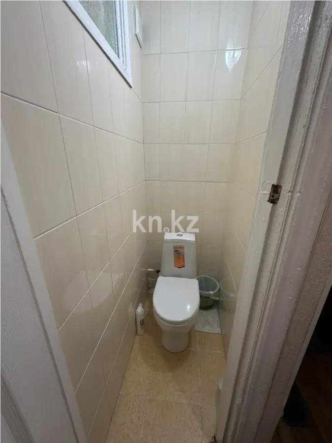 Продажа 3-комнатной квартиры, 57 м², ул. Крылова, дом  26 в Караганде - фото 6