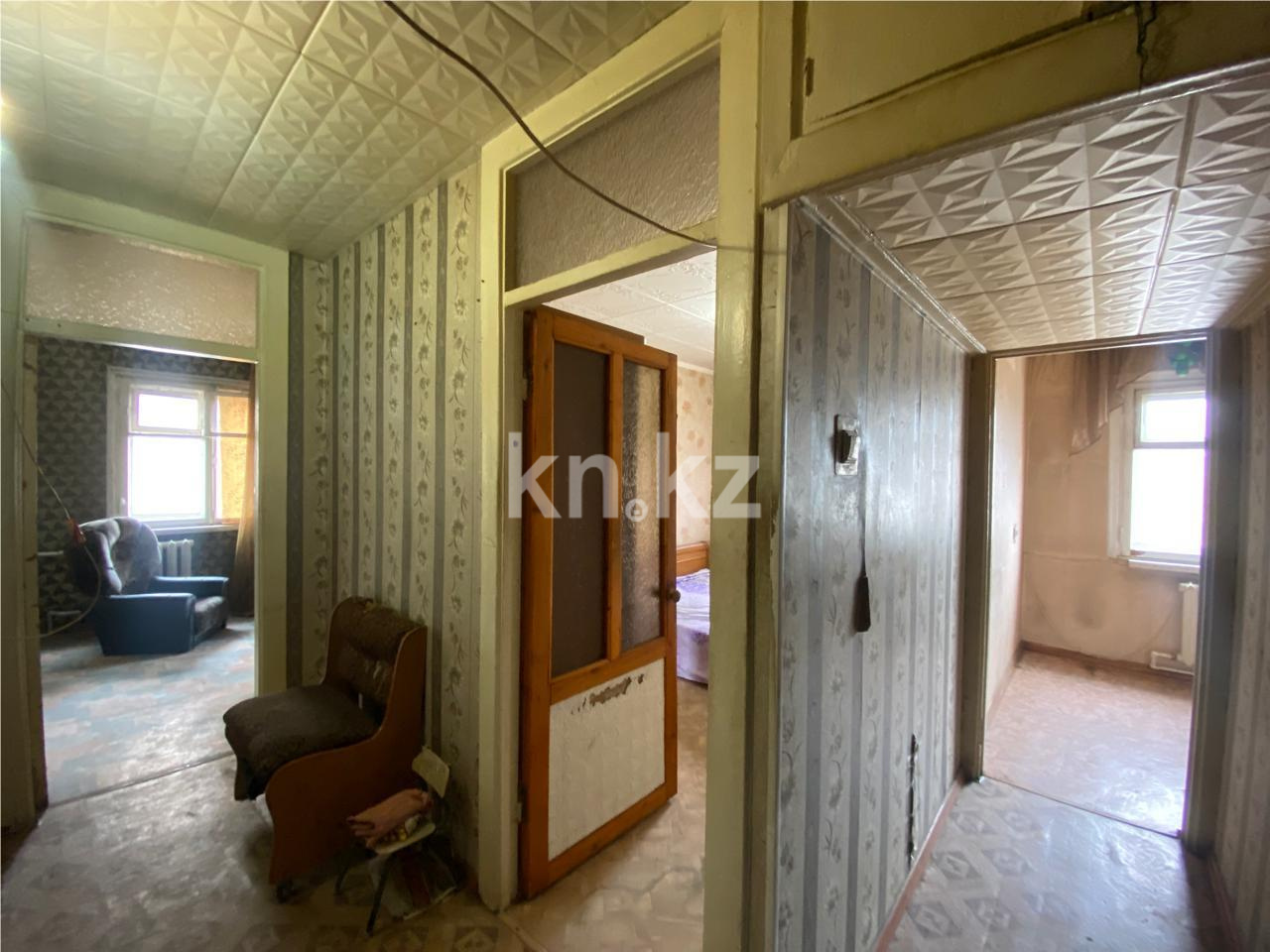 Продажа 2-комнатной квартиры, 42 м², ул. Ержанова в Караганде - фото 10