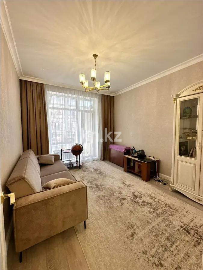 Продажа 5-комнатной квартиры, 160 м², ул. Муканова, дом  41/24 в Караганде - фото 2