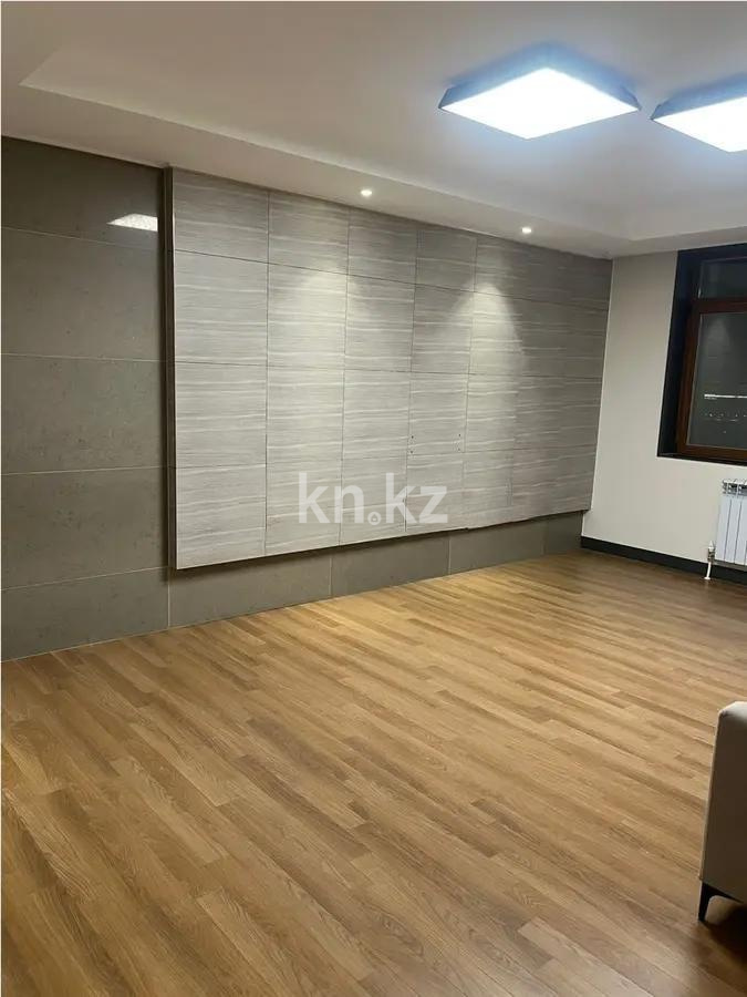 Продажа 4-комнатной квартиры, 135 м² в Астане - фото 2