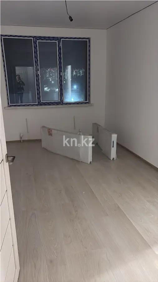 Продажа 3-комнатной квартиры, 63 м², ул. Омарова, дом  1 в Алматы