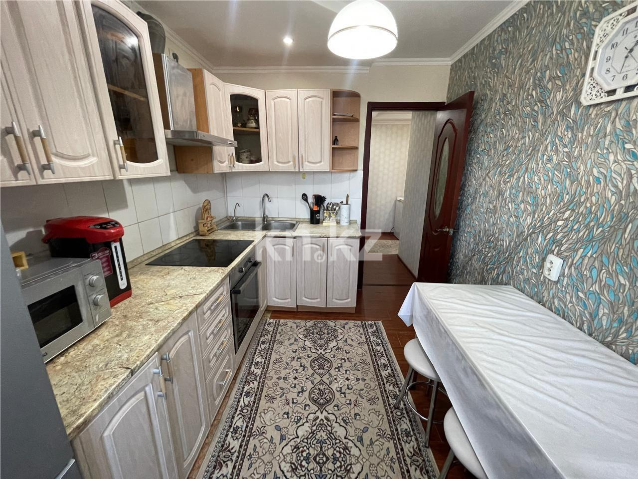 Продажа 4-комнатной квартиры, 73 м², ул. Гапеева в Караганде - фото 14