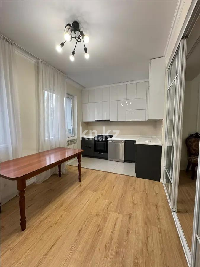 Продажа 3-комнатной квартиры, 100 м², ул. Бегалина, дом  7 в Алматы - фото 4