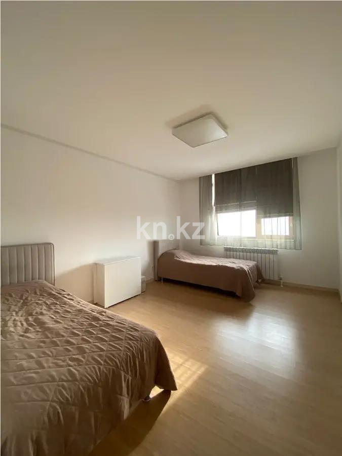 Продажа 4-комнатной квартиры, 138 м², пр. Кабанбай батыра, дом  43в в Астане - фото 4