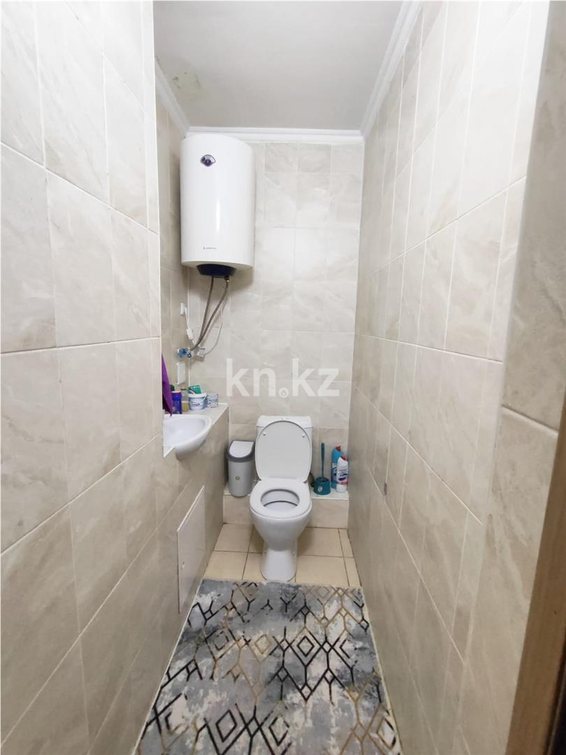 Продажа 3-комнатной квартиры, 90 м², пр. Шахтеров в Караганде - фото 8