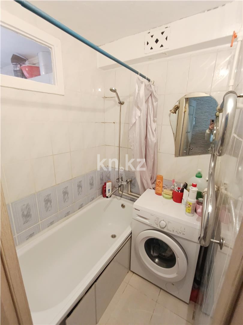 Продажа 2-комнатной квартиры, 44 м², 23-й мкр., дом  31 в Караганде - фото 9