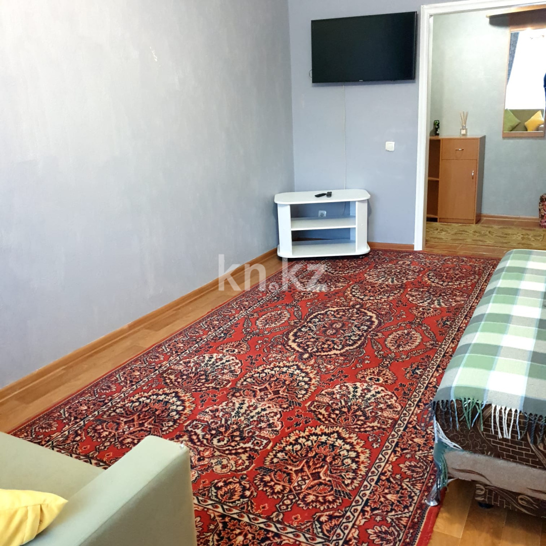 Аренда 3-комнатной квартиры посуточно, 68 м², пр. Металлургов, дом  19/2 в Темиртау - фото 3