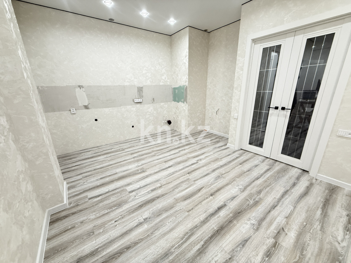 Продажа 3-комнатной квартиры, 76 м² в Караганде - фото 4