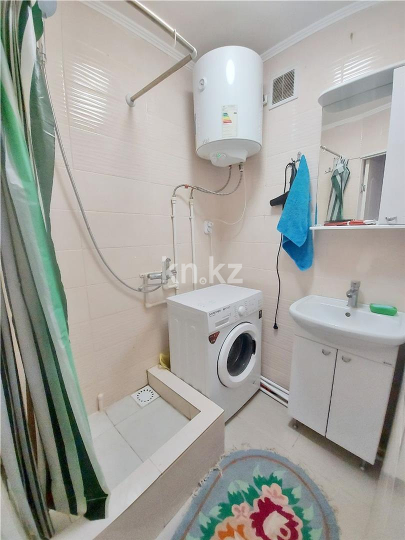 Продажа 2-комнатной квартиры, 45 м², ул. Локомотивная, дом  141 в Караганде - фото 9