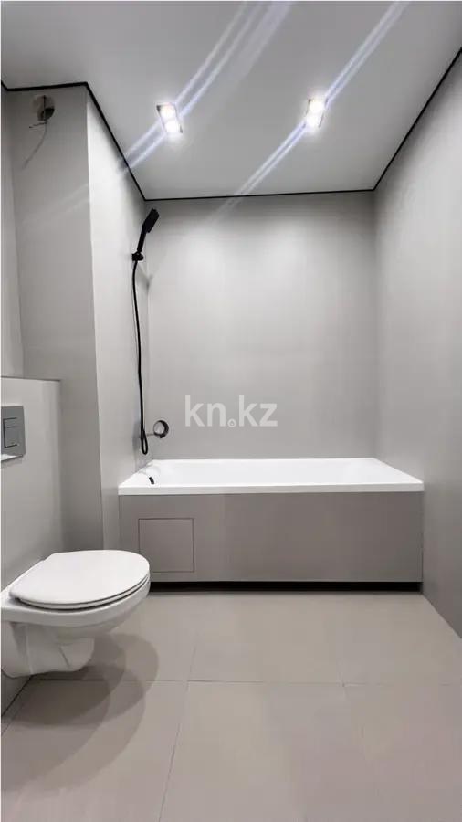 Продажа 3-комнатной квартиры, 83 м², ул. Жандосова, дом  94а в Алматы - фото 4