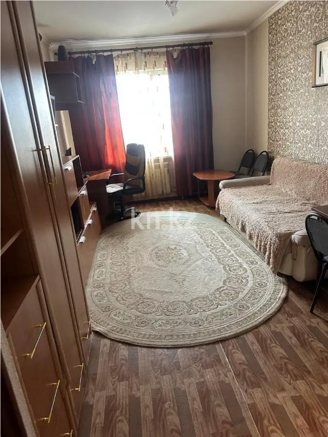 Продажа 3-комнатной квартиры, 90 м², пр. Шахтеров, дом  60 в Караганде - фото 2