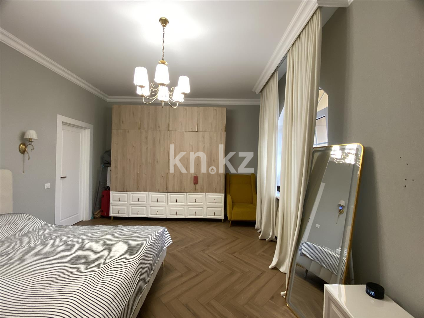 Продажа 4-комнатной квартиры, 132 м², ул. Шарля де Голля в Астане - фото 12