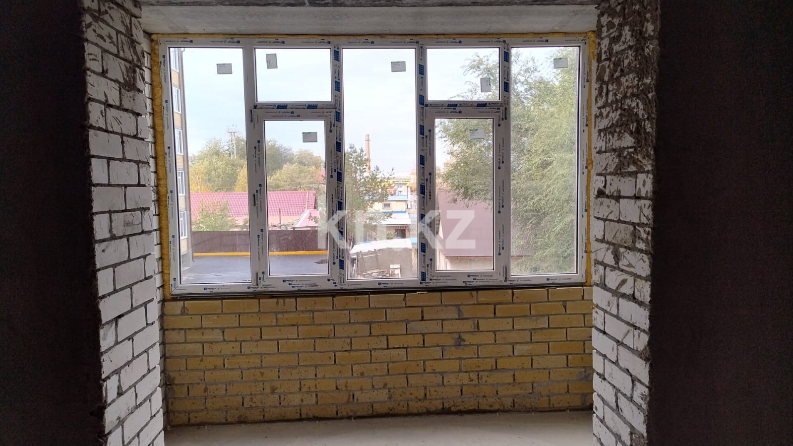 Продажа 2-комнатной квартиры, 68.8 м² в Уральске - фото 3