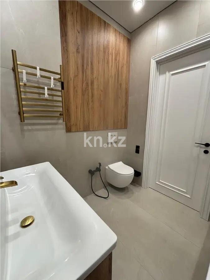 Продажа 3-комнатной квартиры, 75 м² в Караганде - фото 3