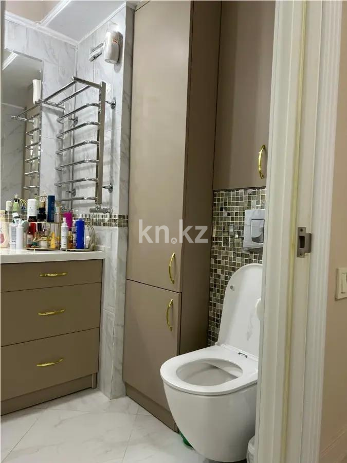 Продажа 3-комнатной квартиры, 86 м², ул. Жунисова, дом  14/12 в Алматы - фото 6