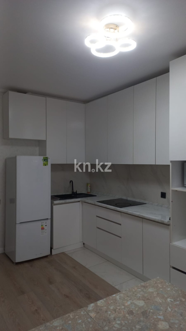 Аренда 2-комнатной квартиры, 58 м² в Астане