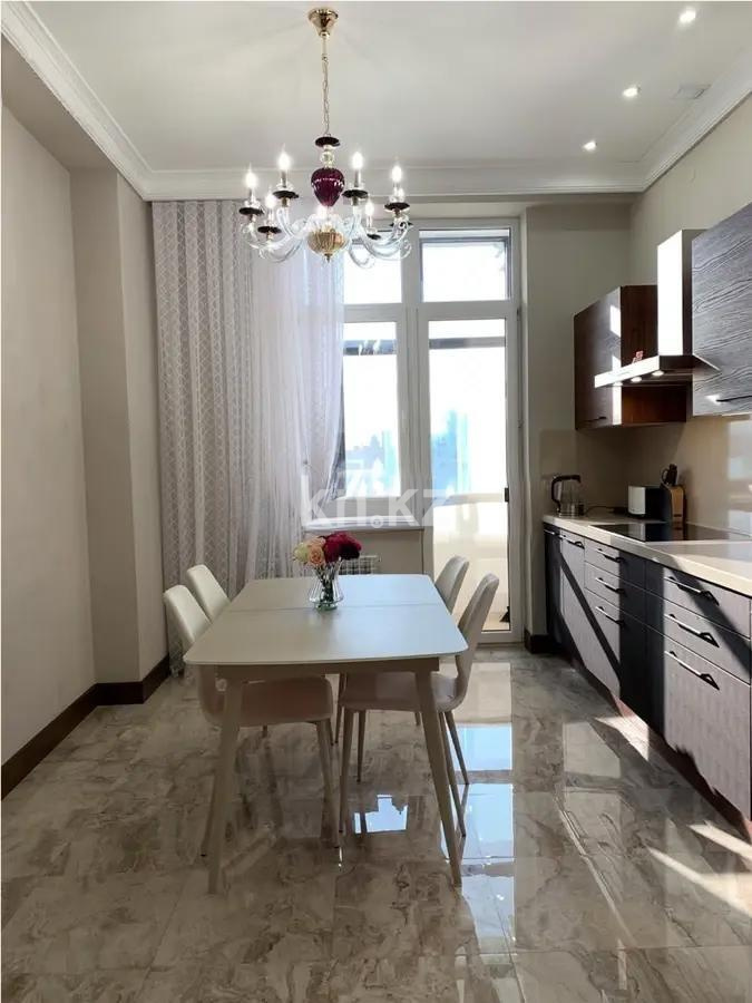 Продажа 4-комнатной квартиры, 213 м² в Астане - фото 2