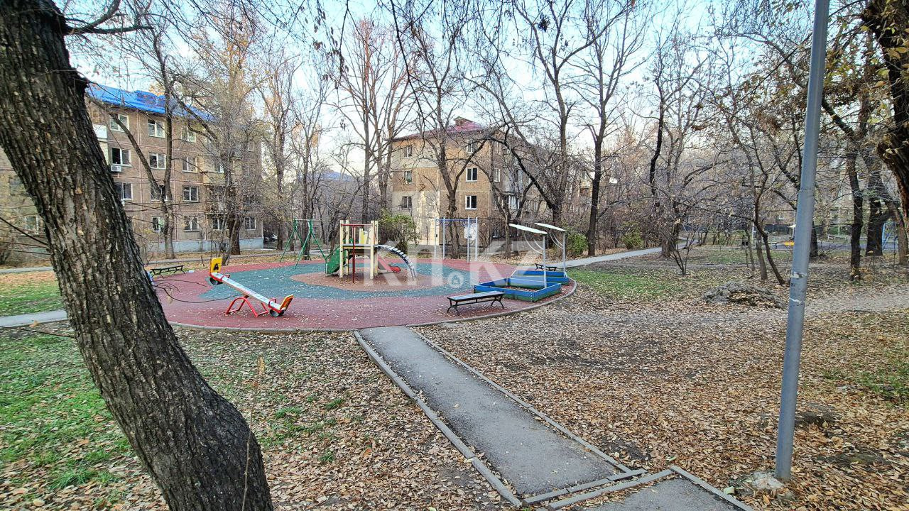 Продажа 3-комнатной квартиры, 57.5 м², 2 мкр., дом  36 в Алматы - фото 19