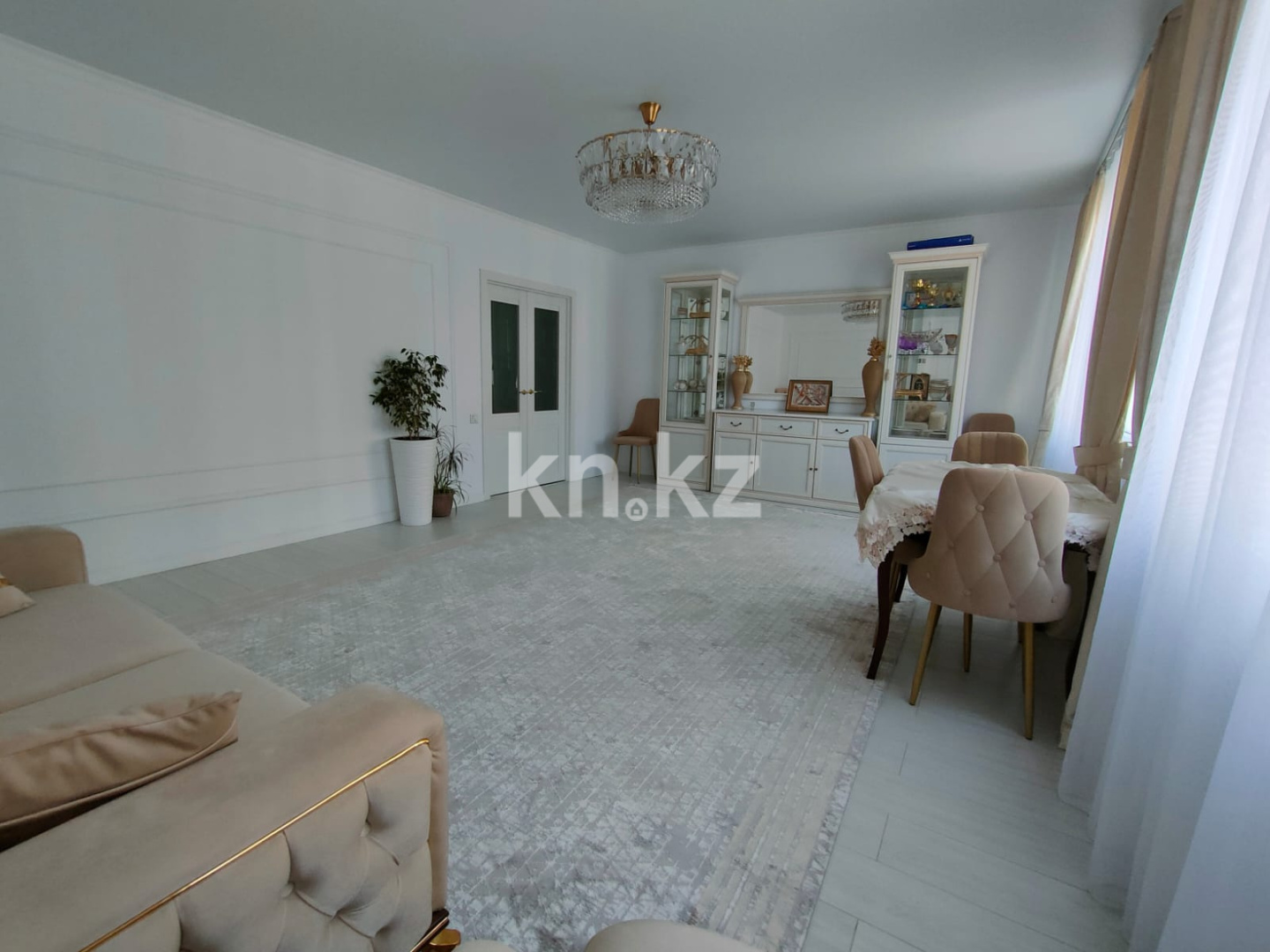 Продажа 3-комнатной квартиры, 123 м² в Алматы