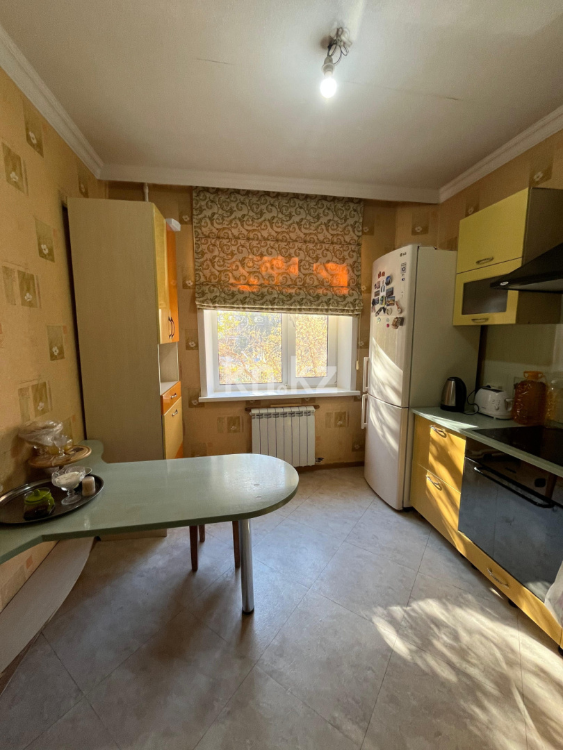 Продажа 4-комнатной квартиры, 81.3 м², мкр. Степной-1, дом  5/49 в Караганде - фото 4