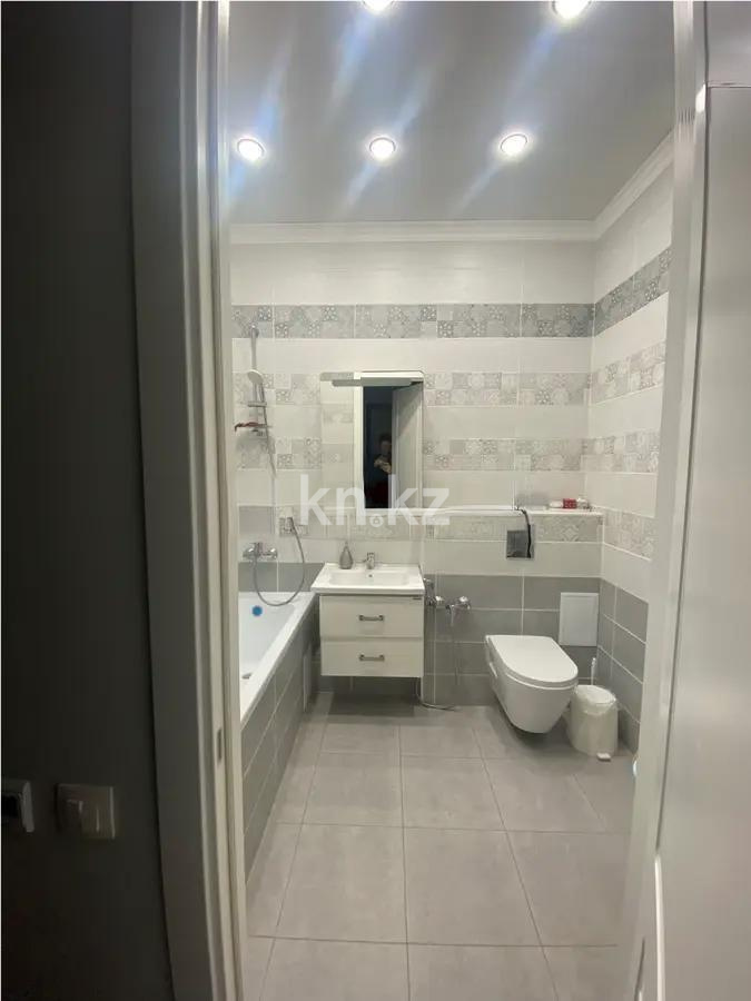 Продажа 2-комнатной квартиры, 50 м², ул. Бокейхана, дом  46 в Астане - фото 4