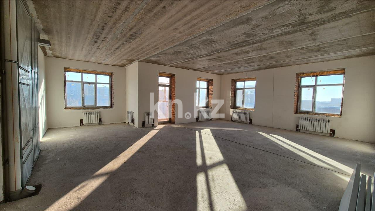 Продажа 2-комнатной квартиры, 71 м² в Караганде