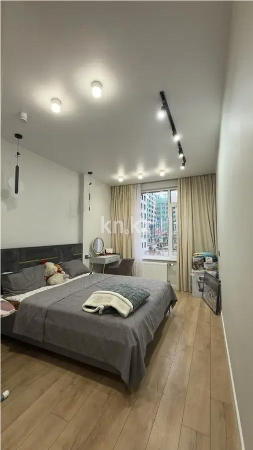 Продажа 3-комнатной квартиры, 98 м², ул. Достык, дом  8 в Астане - фото 3